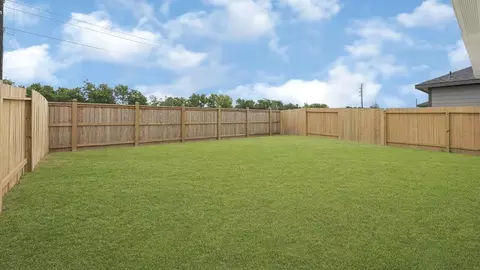 Exterior - 2610 Ranch View Ct, Rosenberg, TX 77471 photo 3 of 8