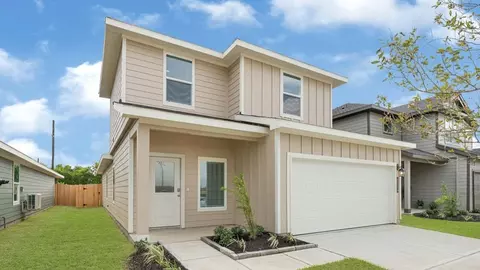Exterior - 2610 Ranch View Ct, Rosenberg, TX 77471 photo 2 of 8