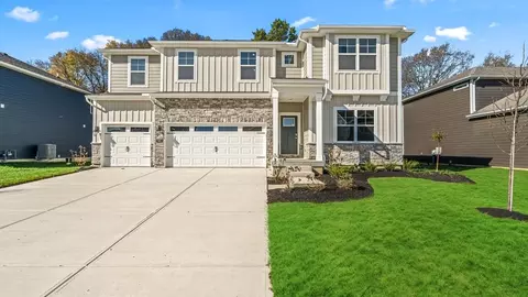 7107 Caledonian Ave, Huber Heights, OH 45424