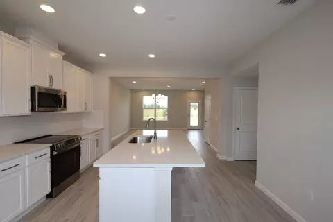 Kitchen - 1425 Hyde St, Saint Cloud, FL 34771 photo 1 of 3