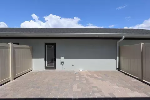 Exterior - 1425 Hyde St, Saint Cloud, FL 34771 photo 7 of 10