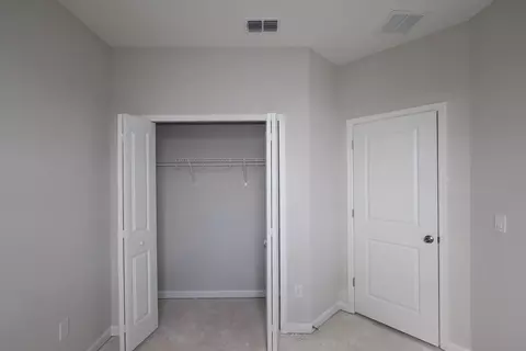 Bedroom - 1425 Hyde St, Saint Cloud, FL 34771 photo 6 of 9