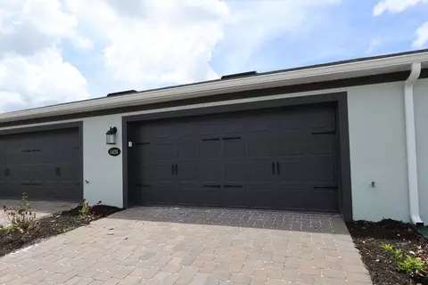 Exterior - 1425 Hyde St, Saint Cloud, FL 34771 photo 5 of 9