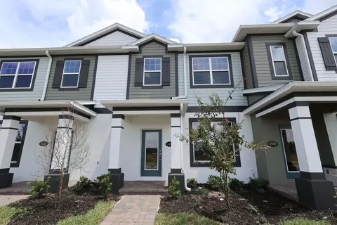 Exterior - 1425 Hyde St, Saint Cloud, FL 34771 photo 7 of 9