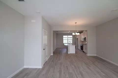 Living - 1425 Hyde St, Saint Cloud, FL 34771 photo 6 of 12