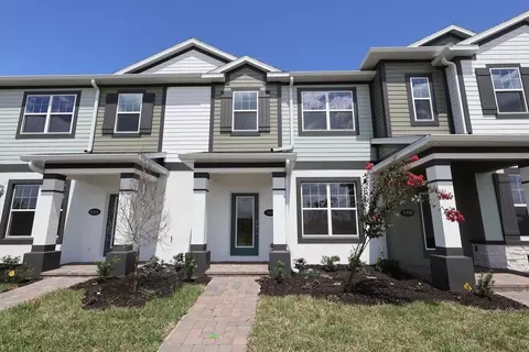 Exterior - 1425 Hyde St, Saint Cloud, FL 34771 photo 6 of 10