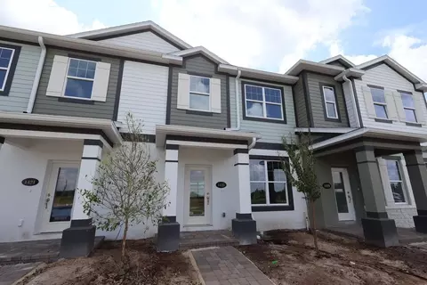 Exterior - 1425 Hyde St, Saint Cloud, FL 34771 photo 5 of 12