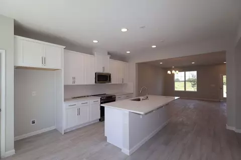Kitchen - 1425 Hyde St, Saint Cloud, FL 34771 photo 2 of 10