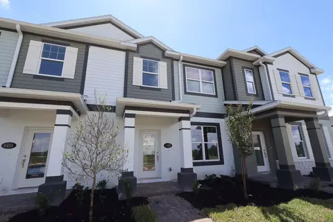 Exterior - 1425 Hyde St, Saint Cloud, FL 34771 photo 3 of 10