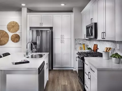 301 Lotus Dr, San Marcos, CA 92069