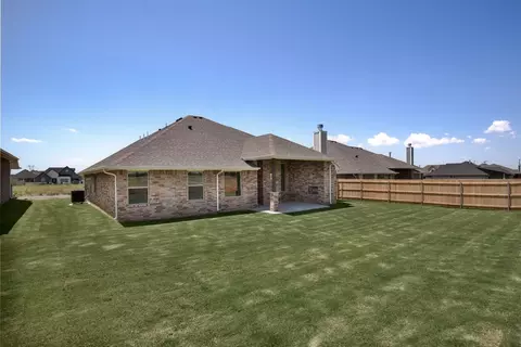 Exterior - 2920 E Northampton St, Broken Arrow, OK 74014 photo 23 of 29