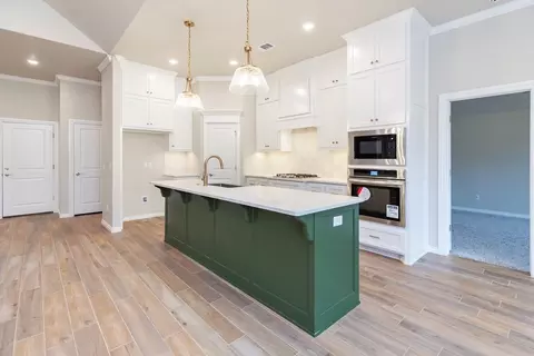 Kitchen - 2920 E Northampton St, Broken Arrow, OK 74014 photo 8 of 15