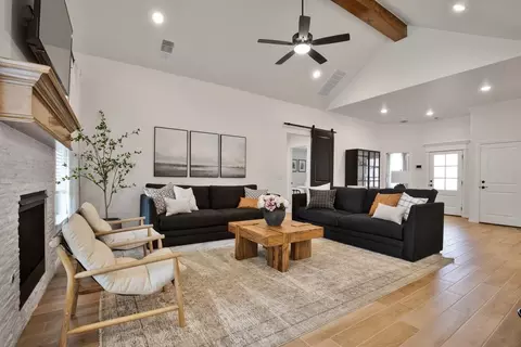 Living - 2920 E Northampton St, Broken Arrow, OK 74014 photo 1 of 9