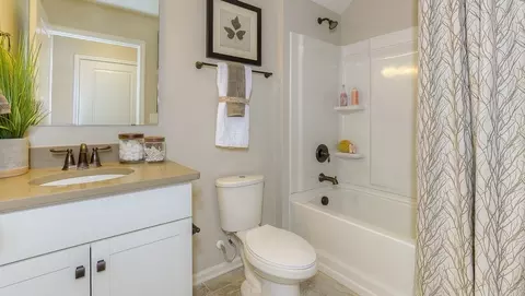Bath - 28 Wheatfield Rd, Fletcher, NC 28732 photo 3 of 7