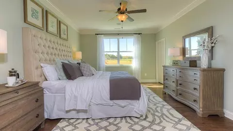 Bedroom - 28 Wheatfield Rd, Fletcher, NC 28732 photo 3 of 13