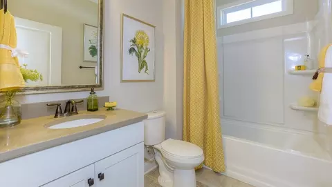 Bath - 28 Wheatfield Rd, Fletcher, NC 28732 photo 2 of 7
