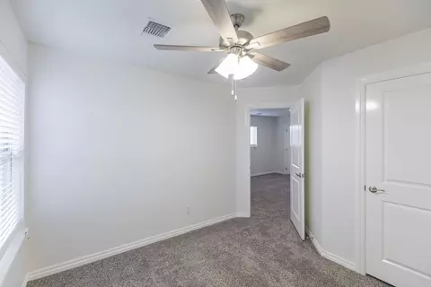 Bedroom - 2800 Heather Hvn, Moore, OK 73160 photo 6 of 9