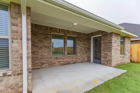 Exterior - 2800 Heather Hvn, Moore, OK 73160 photo 19 of 26