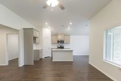 Other - 2800 Heather Hvn, Moore, OK 73160 photo 3 of 24