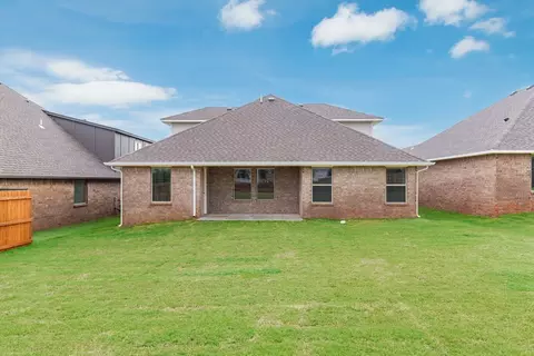 Other - 2800 Heather Hvn, Moore, OK 73160 photo 8 of 24