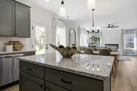 Kitchen - 216 Antiquity Cir, Perry, GA 31069 photo 5 of 9