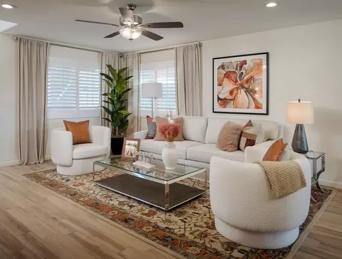 Living - 537 N Tracy St, Visalia, CA 93292 photo 2 of 2