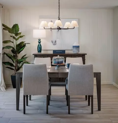 Dining - 537 N Tracy St, Visalia, CA 93292 photo 3 of 3