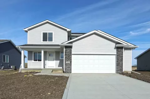 322 NE Chalet St, Elkhart, IA 50073