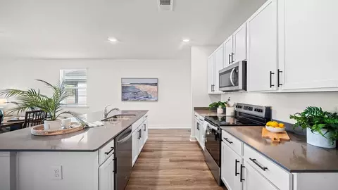 Kitchen - 107 Sumter St, Guyton, GA 31312 photo 3 of 4