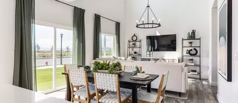 Dining - 1582 E Starling Ln, Eagle Mountain, UT 84005 photo 1 of 4