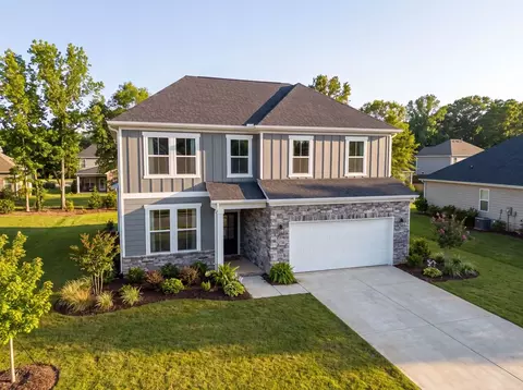 Exterior - 1451 Blueberry Ln, Cullman, AL 35058 photo 2 of 13