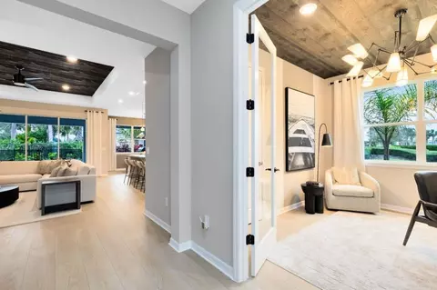 Entry Way - 4910 Twin Lakes Blvd, Saint Cloud, FL 34772 photo 1 of 3