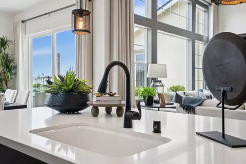 Kitchen - 2953 Garnet Way, Marina, CA 93933 photo 3 of 6