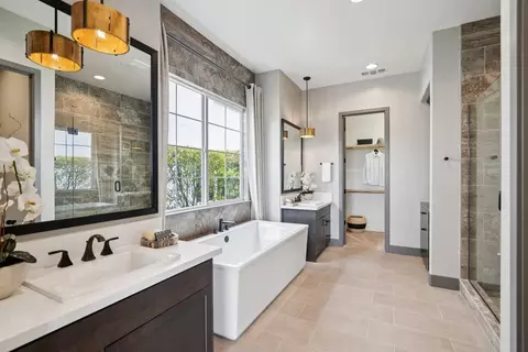 Bath - 2953 Garnet Way, Marina, CA 93933 photo 1 of 8