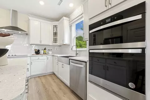 Kitchen - 104 Pointer Trl, Troutman, NC 28166 photo 9 of 10