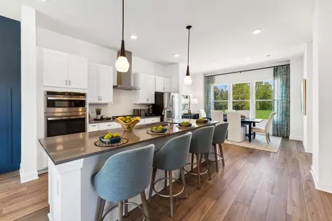 527 Hedrick Ridge Rd, Cary, NC 27519