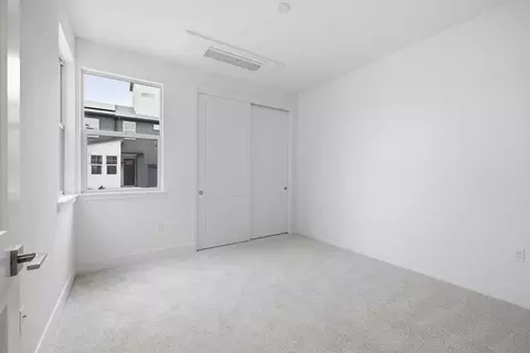 Bedroom - 4938 Larkfield St, Dublin, CA 94568 photo 3 of 4