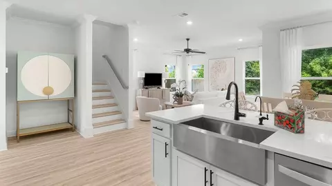 Entry Way - 19 Crest Dr, Miramar Beach, FL 32550 photo 5 of 10