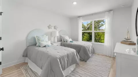 Bedroom - 19 Crest Dr, Miramar Beach, FL 32550 photo 6 of 7