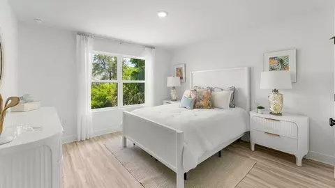 Bedroom - 19 Crest Dr, Miramar Beach, FL 32550 photo 4 of 7