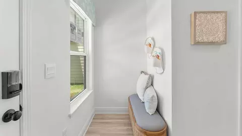 Entry Way - 19 Crest Dr, Miramar Beach, FL 32550 photo 2 of 10