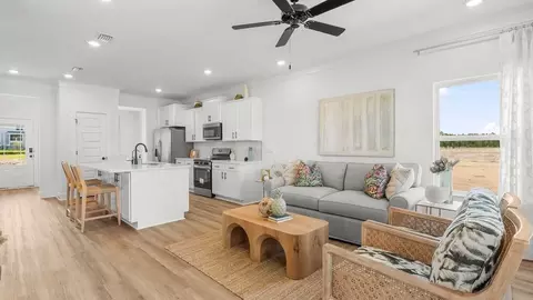 Entry Way - 19 Crest Dr, Miramar Beach, FL 32550 photo 9 of 10