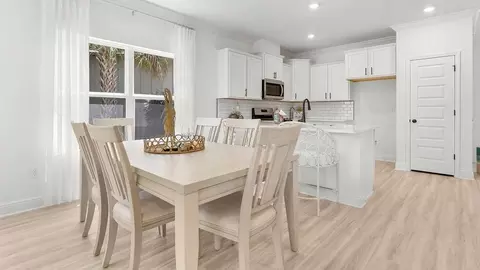 Dining - 19 Crest Dr, Miramar Beach, FL 32550 photo 2 of 2
