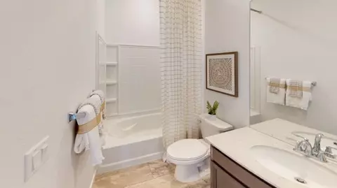 Bath - 16777 E Irwin Ave, Centennial, CO 80016 photo 1 of 3