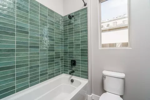 Bath - 7322 E La Sala Ln, Florence, AZ 85132 photo 1 of 4
