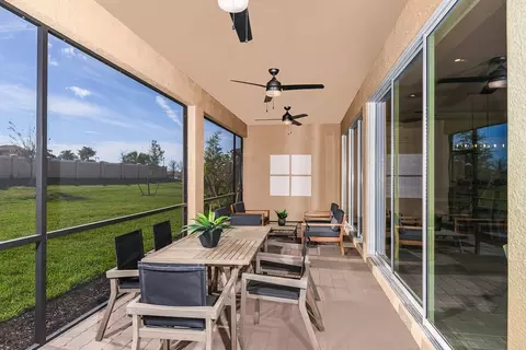 Exterior - 11915 Starbright Dr, Venice, FL 34293 photo 4 of 11