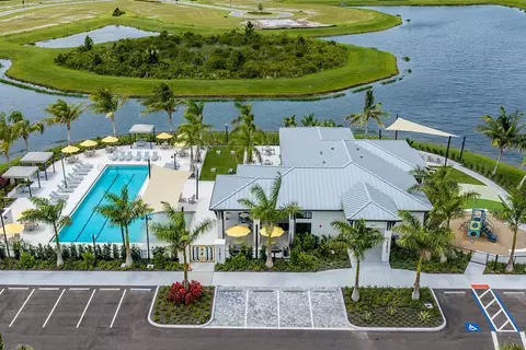 View/Area - 11915 Starbright Dr, Venice, FL 34293 photo 9 of 14