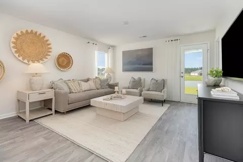Living - 2083 E Paces Trl, Darlington, SC 29532 photo 1 of 3