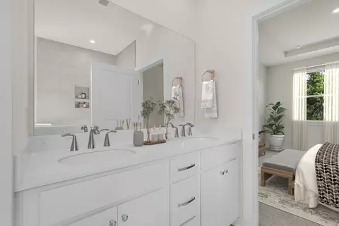 Bath - 104 Cascade Dr, Conway, SC 29527 photo 1 of 2