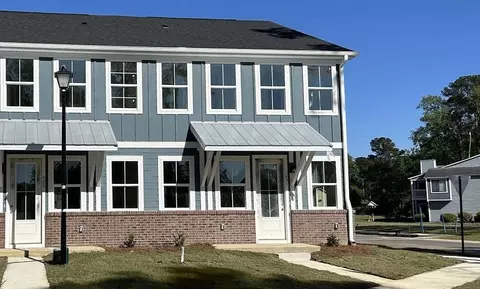 491 Martins Creek Blvd, Summerville, SC 29485